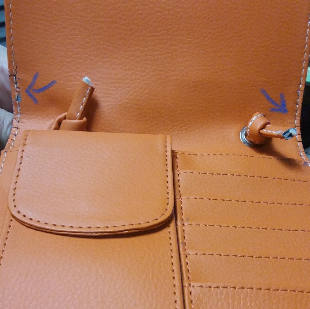 Cross-Body - image 5